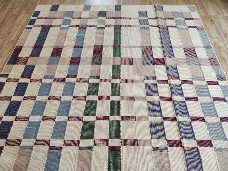 Handwoven Woolen Plaid Rug, Checker Home Decor Custom Area Rug, Bedroom And Living Room Rug, Elegant Checkered Pattern Rug, Wool Rug 8x10