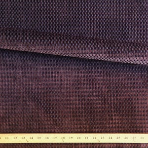 Red Wine Geometric Raised Cut Velvet Upholstery Fabric 54" afbeelding 2
