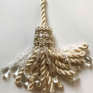 Cream High Quality Decorative Tassel