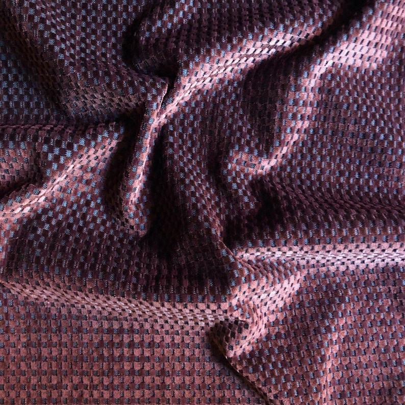 Red Wine Geometric Raised Cut Velvet Upholstery Fabric 54" afbeelding 3