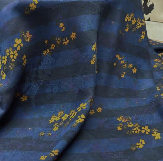 Jacquard Gambiered silk fabric by the yard