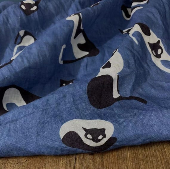 Cats Animal Pattern Print Linen fabric by the yard