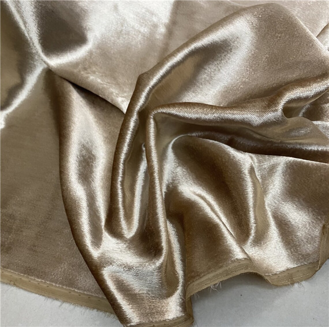Tela de terciopelo dorado champán cortada a medida Etsy Tela de terciopelo dorado champán cortada a medida Etsy