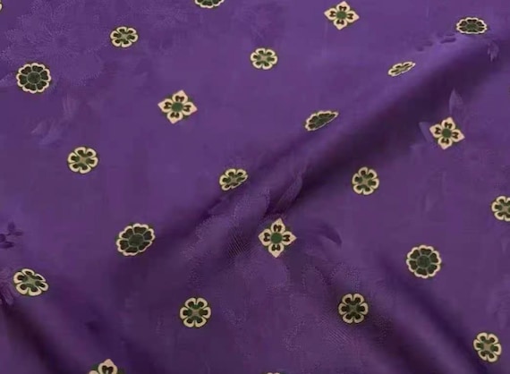 Jacquard Floral Gambiered silk fabric by the yard