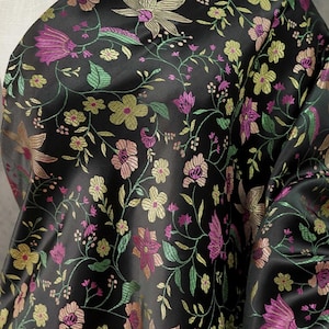 Tessuto broccato jacquard tagliato su misura