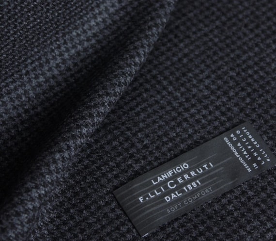 Italian Fabric Houndstooth Wool fabric by the yard for Suiting