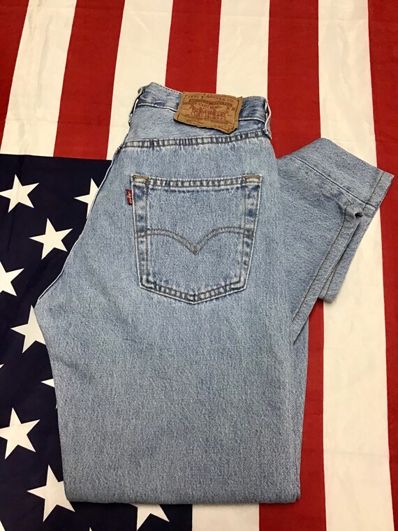 Vintage Levis 501. Size 29x34