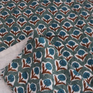 Colcha Kantha con estampado floral en bloques: Colcha de algodón indio - Queen/Twin imagen 2