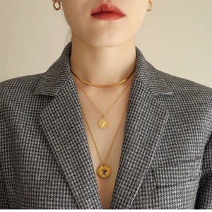 Retro 18K Gold Plated Coin Necklaces / Choker Set Women Jewelry