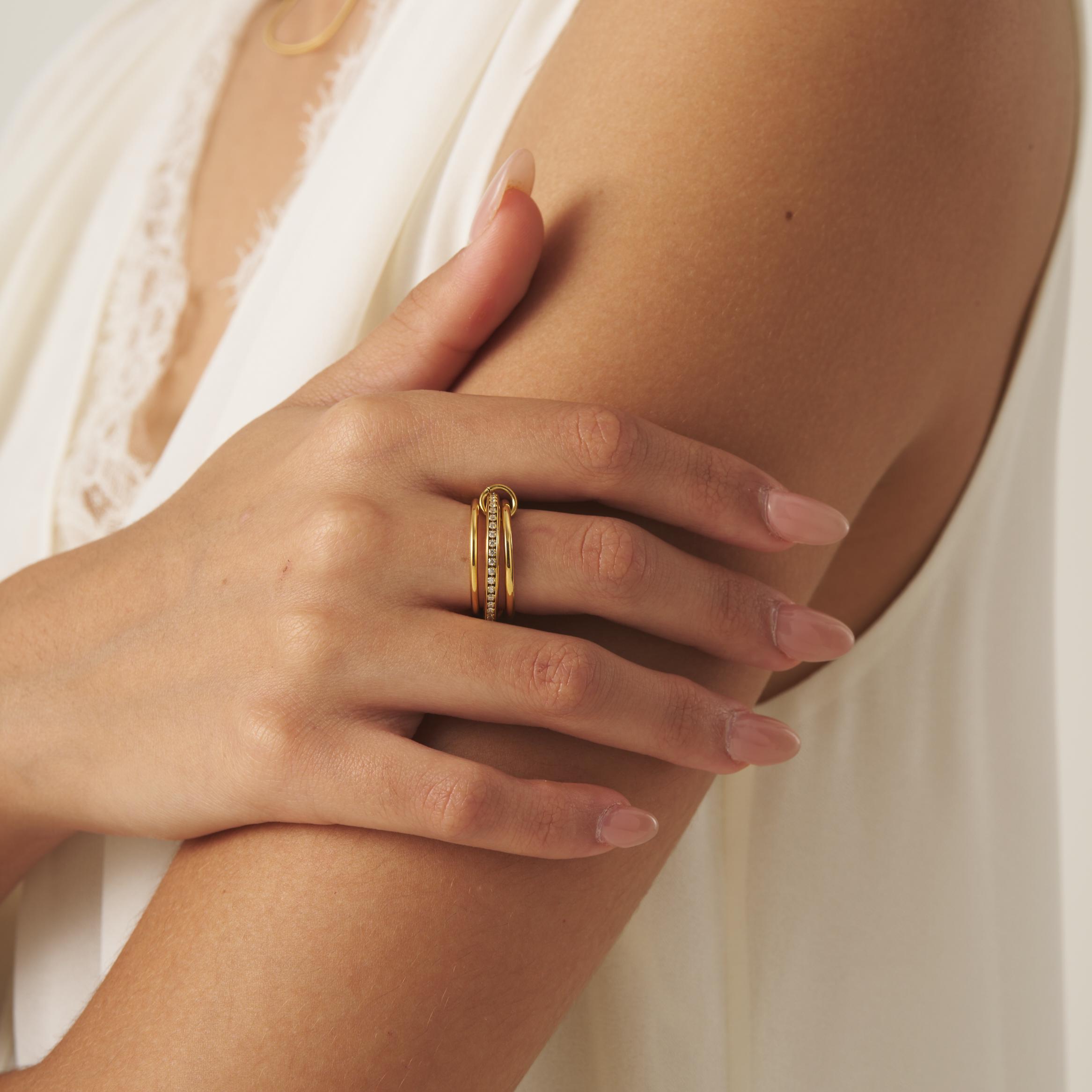 18K Gold Over Titanium Linked Ring: Multi-layer Band - Etsy 18 KT Gold Over Titanium Stackable Rings main image 0