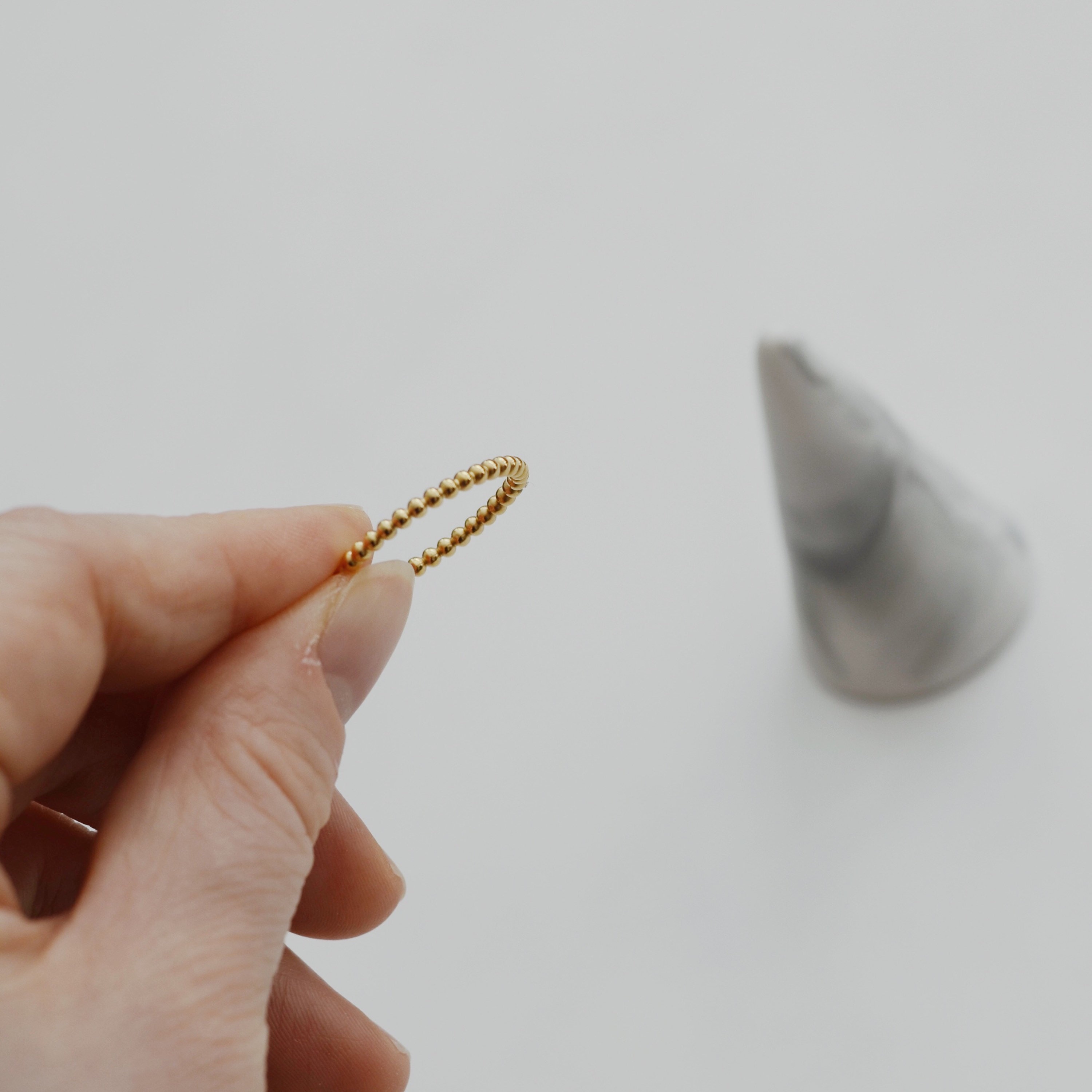 Anello Fascia India In Oro Bianco Con Diamanti Ct 0.06 | - La Tua - Foto 4