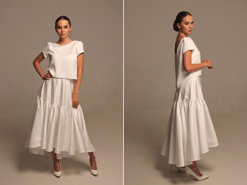 Asymmetrical milky white suit for women Open back viscose blouse with short sleeve and midi satin yoke skirt set 2 piece retro wedding dress 画像 1