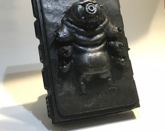 Tardigrade frozen in carbonite magnet