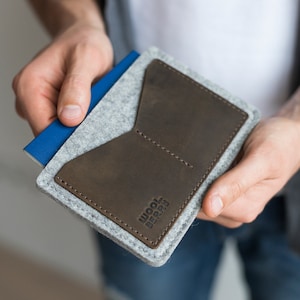 Porta-passaporte, estojo de feltro para passaporte, carteira para passaporte com bolsos de couro, presente de viagem