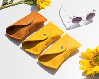 Felt Sunglasses Case Merino Wool Felt Personalized Glasses Case, Sunglasses Pouch, Eyeglass case, Sunglass case, Sunglasses holder