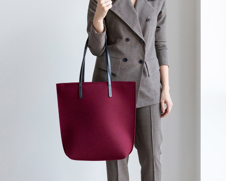 Tote Bag, Felt Bag, Women's Purse, Large Shopper, Merino Wool Felt, Shoulder Bag, Laptop Bag, Woolberry Bag, Marsala Burgundy Red. image 6