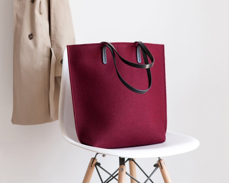 Tote Bag, Felt Bag, Women's Purse, Large Shopper, Merino Wool Felt, Shoulder Bag, Laptop Bag, Woolberry Bag, Marsala Burgundy Red. image 1