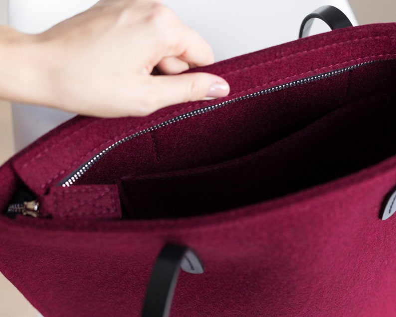 Tote Bag, Felt Bag, Women's Purse, Large Shopper, Merino Wool Felt, Shoulder Bag, Laptop Bag, Woolberry Bag, Marsala Burgundy Red. image 3