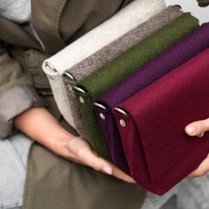 Marsala 100% merino wool felt cross-body purse bag with chain for women handcrafted burgundy image 6