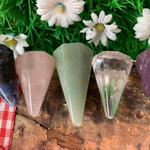 Quartz Pendulum. Amethyst. Clear Quartz. Sodalite. Aventurine. Rose Quartz. Connect with your Spirit Guides.