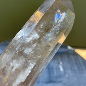 Shiny, Starbrary quartz,  Light Smoky, Bird image Inclusions,  Maps, Keys, Dots, Tabular, Rainbow, Self Healing, Sirius Starseeds.