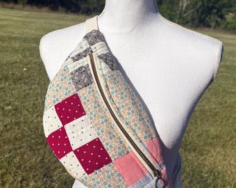 アップサイクルキルティングパッチワークファニーパック：調節可能なスリングクロスボディバッグ