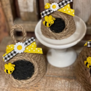Colmena de cuerda, decoración de abejas, colmena para una corona, decoración de abejas para su hogar, decoración de abejas en bandeja escalonada, decoración de granja imagen 5