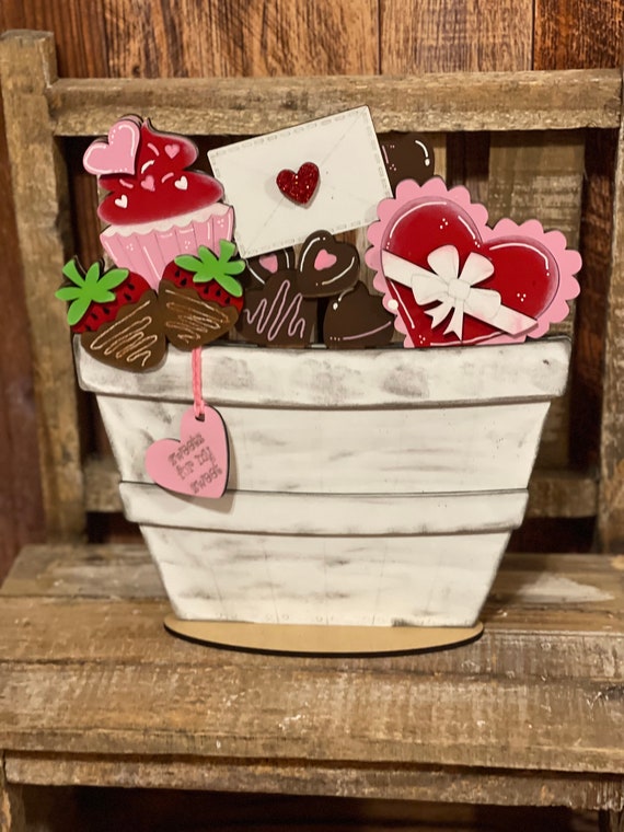 Valentine Basket Insert, Valentine Wood Project, Valentine Tiered