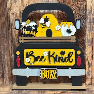 DIY Wood Truck, Bee Insert for Truck, Interchangeable Farmhouse Truck, Farmhouse Truck Decor, Farmhouse Truck Shelf Sitter