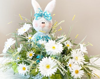 Bunny Centerpiece, Easter Arrangement for Dining Table, Easter Decor, Daisy Centerpiece, Spring Decorations, Easter Floral Arrangement