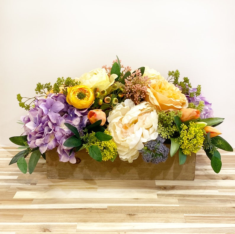 Spring Centerpiece for Dining Room, Easter Decor, Floral Spring Arrangement, Flowers for Her, Mother's Day Gift, Pastel Flower Centerpiece image 4