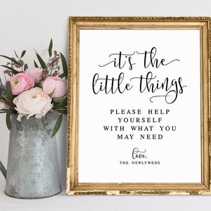 It&#39;s The Little Things, Please Help Yourself, Wedding Bathroom Basket Sign, Ladies Bathroom Sign, Wedding Sayings, Wedding Decor Sign