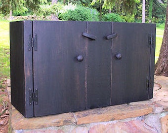 Primitive Millcreek Wall Cupboard