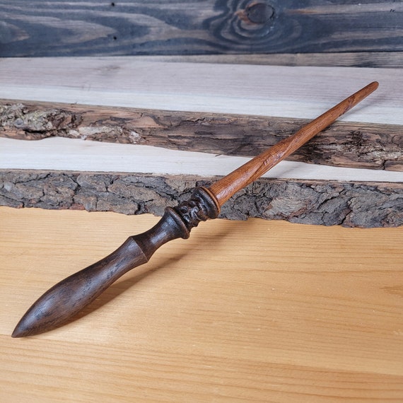 ホワイトオークの魔法の杖 - 手作りの木製杖、長さ11インチ - Etsy 日本