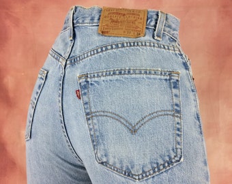 levis jeans mom fit