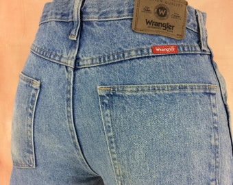 Size 32 Distressed Wrangler Vintage Western Jeans, Light Wash, waist 32" Large