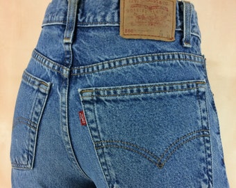 550 levis womens