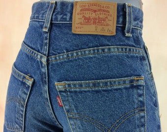 Size 25 Vintage Levis 570 Baggy Fit Jeans W25 L23 Straight Leg Petite Jeans Y2K Levi's Jeans