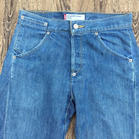 Size 28 Vintage Distressed Levi's Engineered Jeans W28 L32 Light
