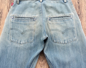 Vintage LEVIS Engineered Relaxed Cut Jeans Levis Engineered Twist