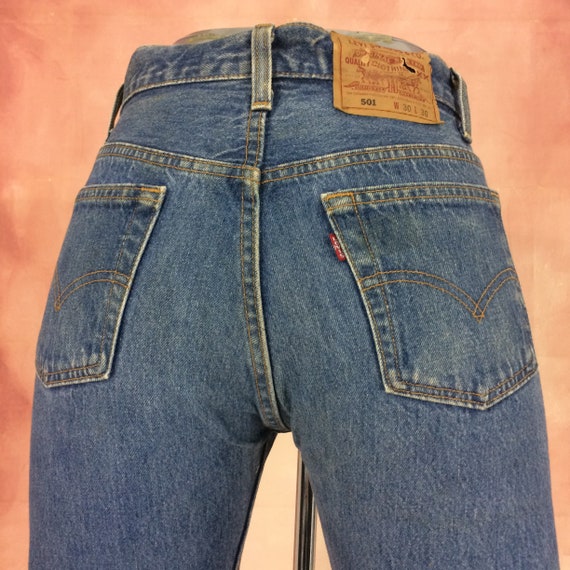Sz 29 Vintage Levis 501 Women's Distressed Jeans … - image 2