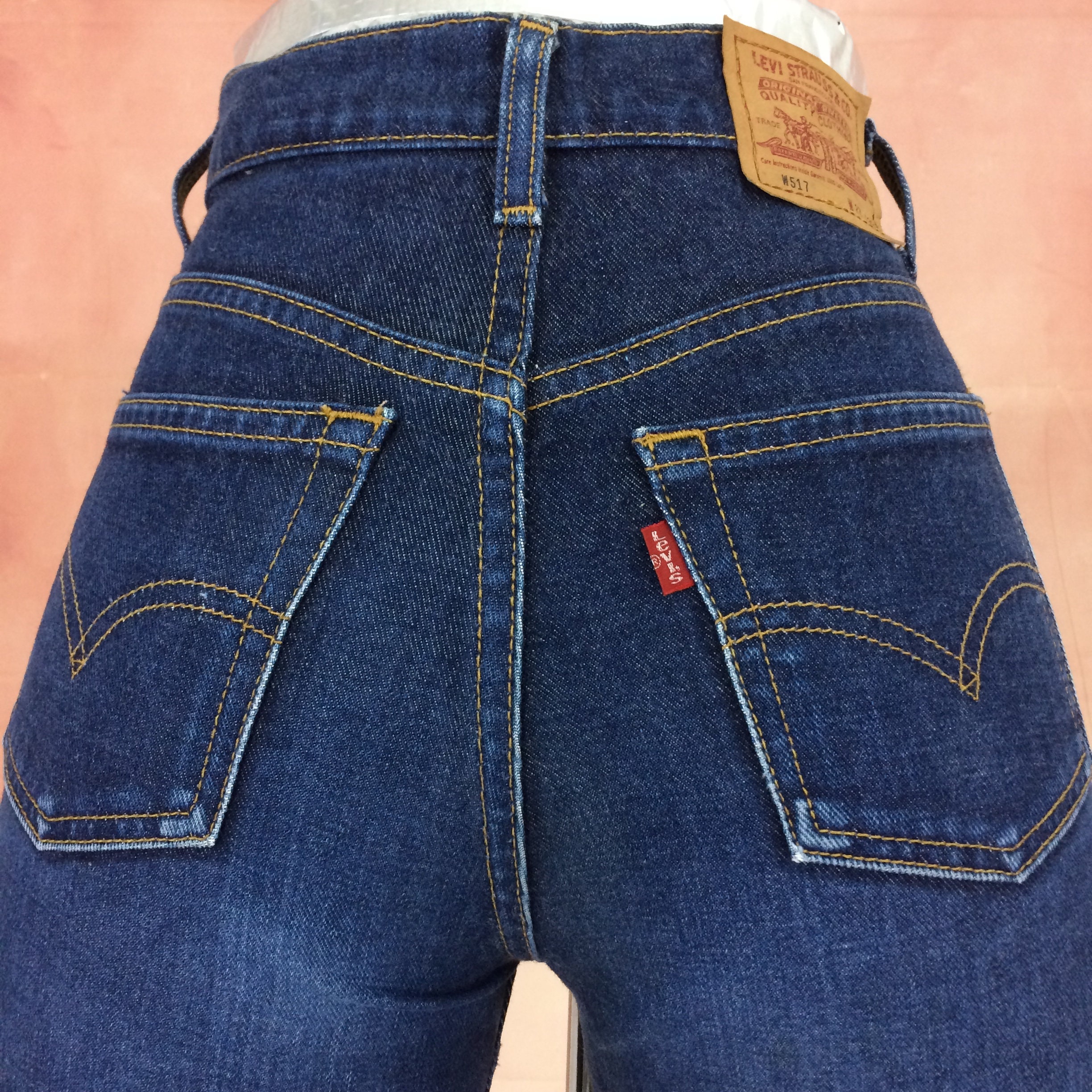 levis petite