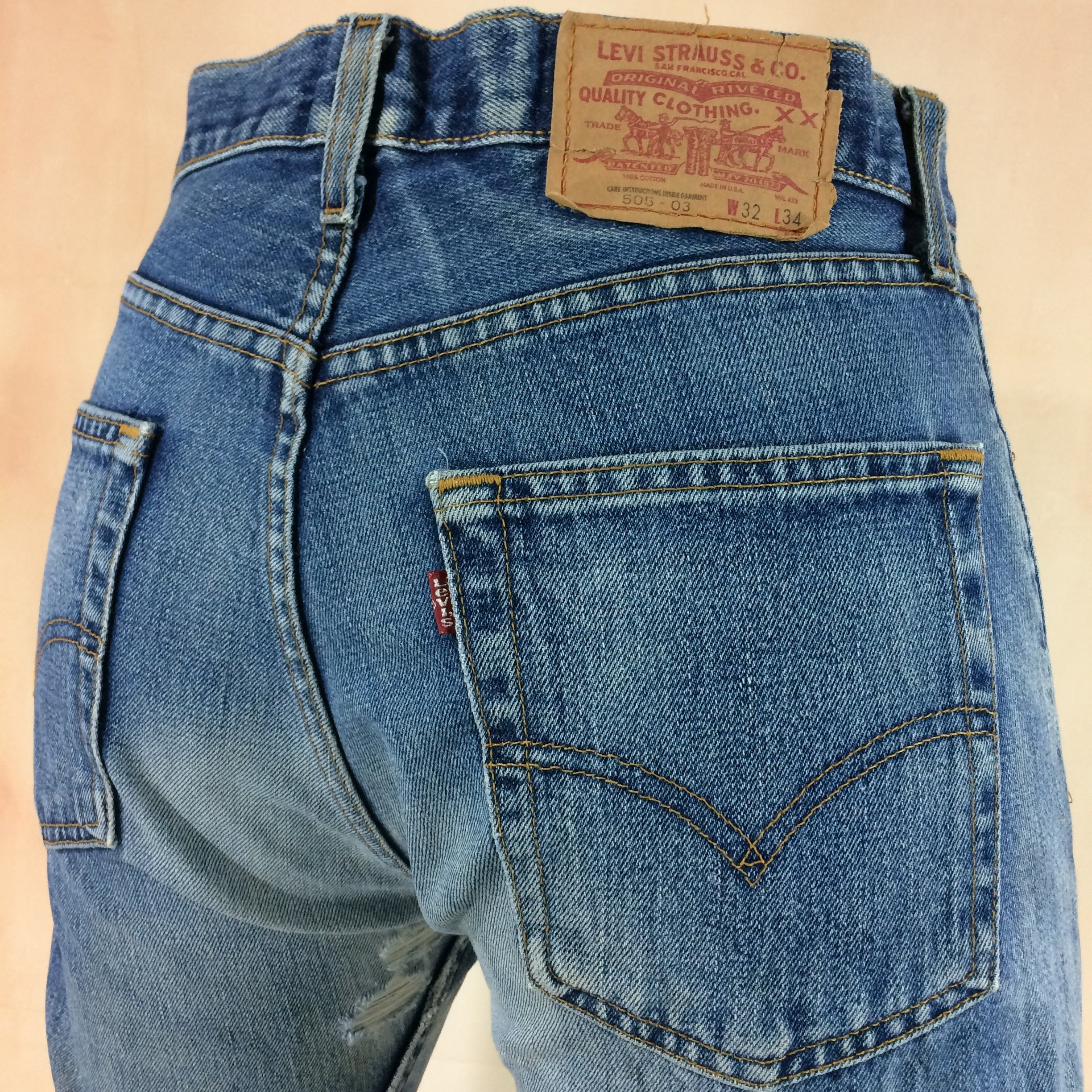 Size 33 Vintage Levis 505 Distressed 