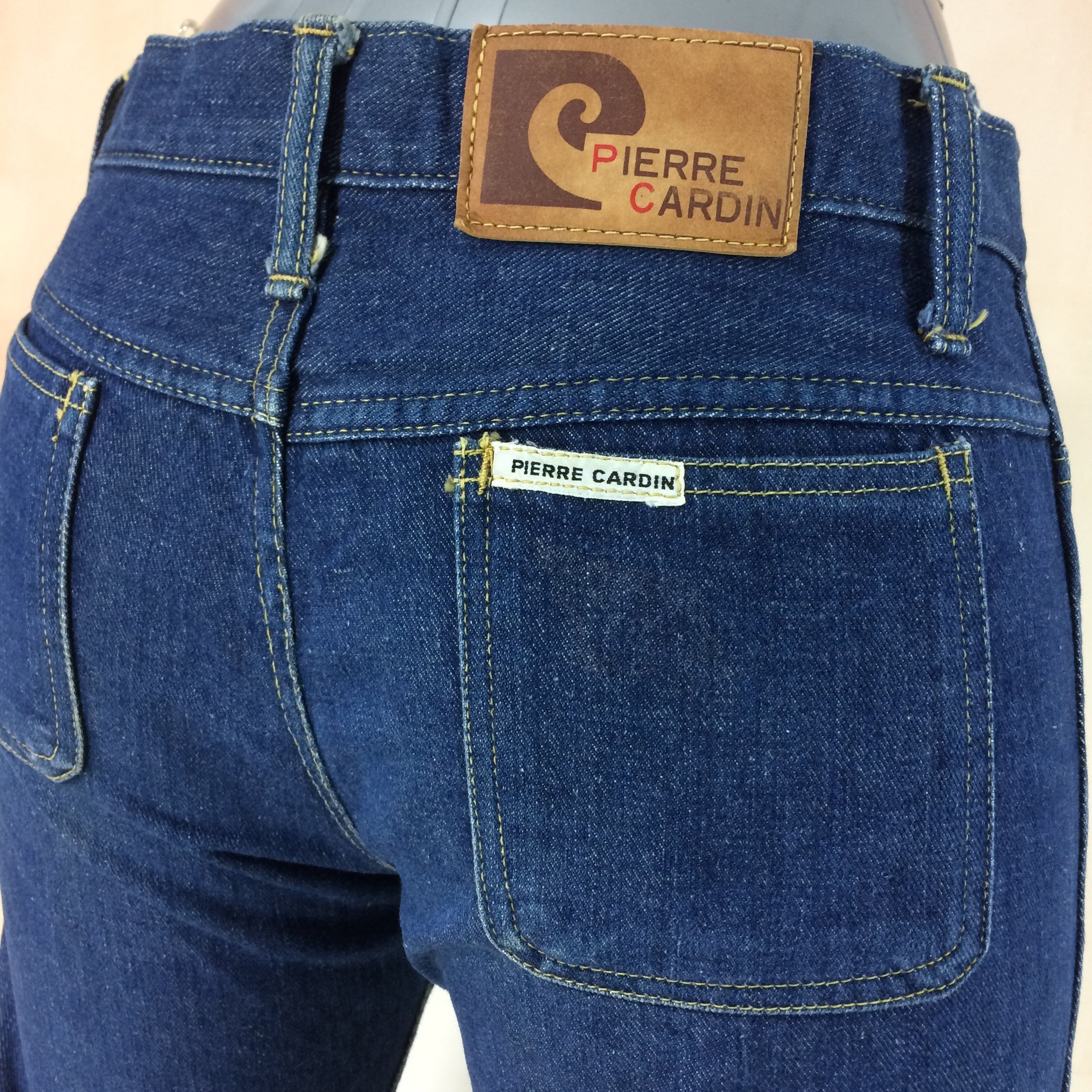 Uluru Weiland is meer dan Size 31 Vintage 80s Pierre Cardin Bell Bottoms Jeans - Etsy Norway