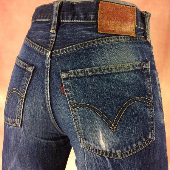 Size 29 Vintage Levi's 502 Jeans Medium Wash 90s Distressed Ripped Denim  Jeans Made in Japan, Waist 29, Medium 
