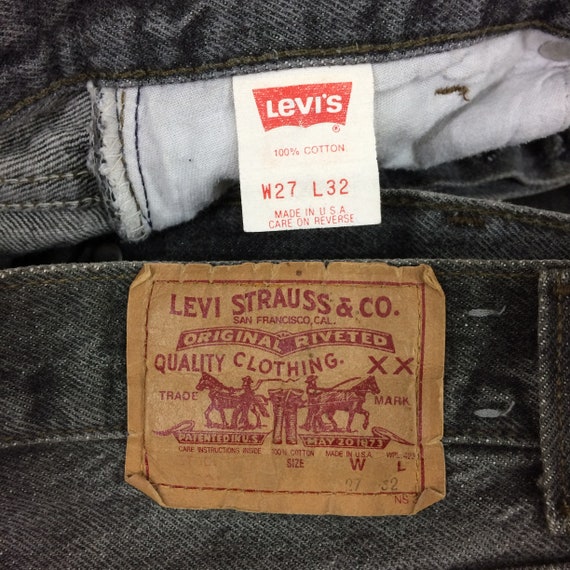 Sz 26 Vintage Levis 701 Women's Button 
