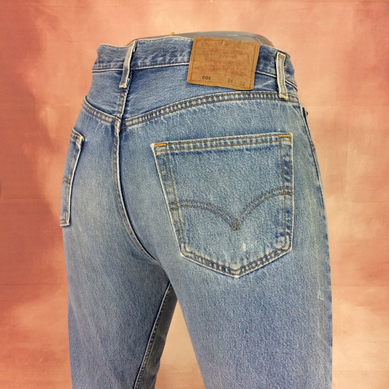 Sz 32 Vintage Levis 501 Light Wash 