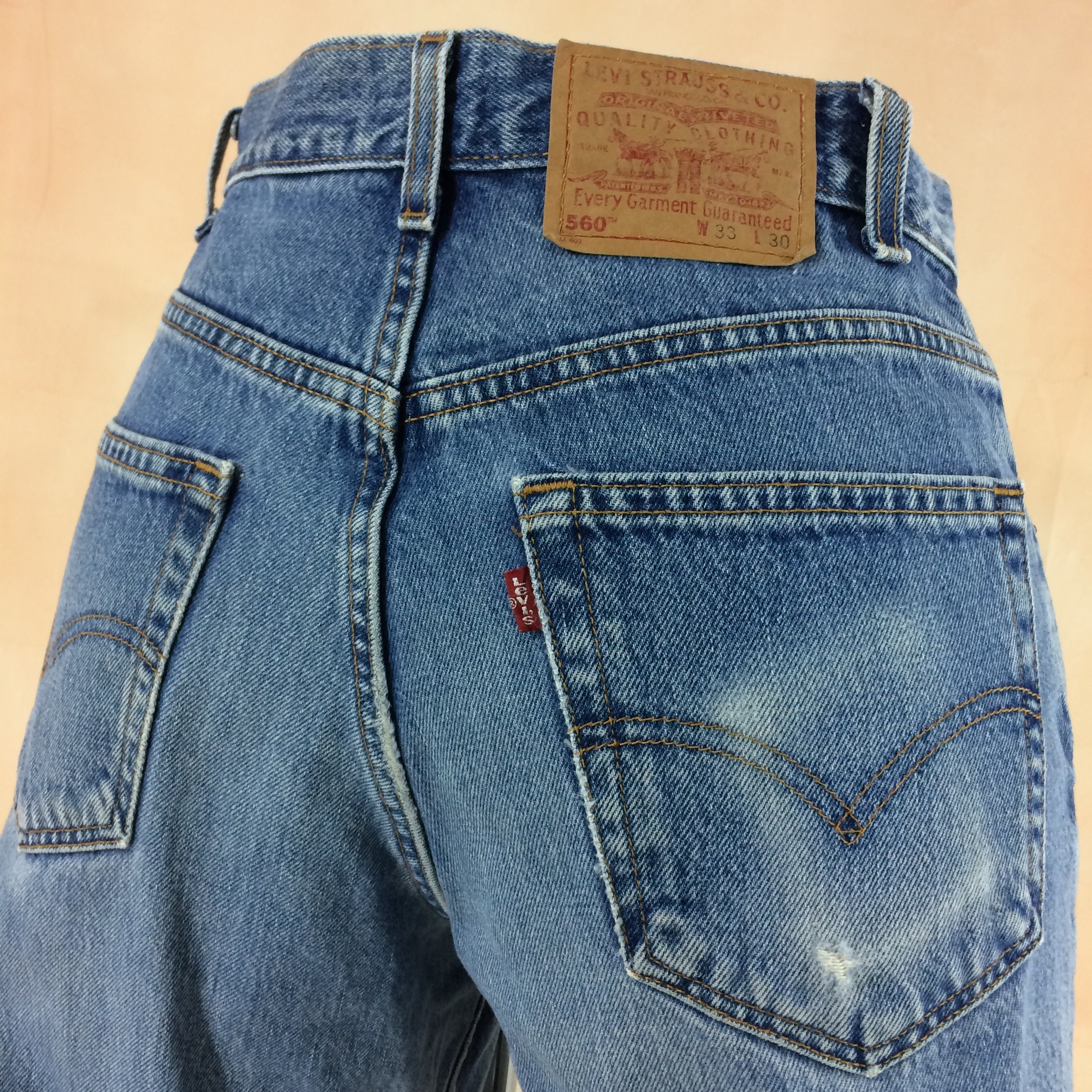 Size 32 Vintage Distressed Levis 560 Women's Jeans High Rise Light