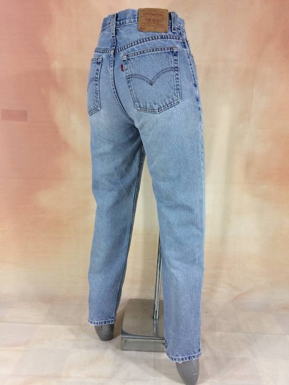 Size 29 Vintage Levi's 512 Distressed Painted Light Wash Size 29 Vintage Levi's 512 Distressed Painted Light Wash