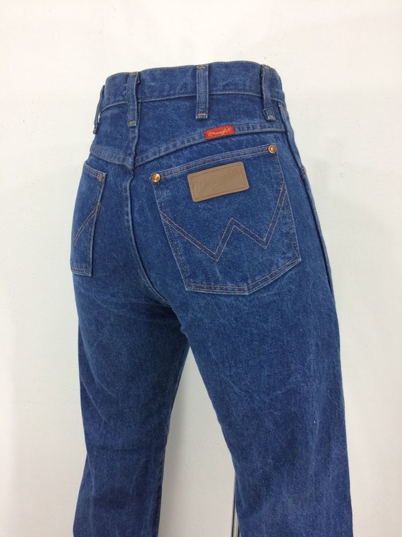 w29 l32 size